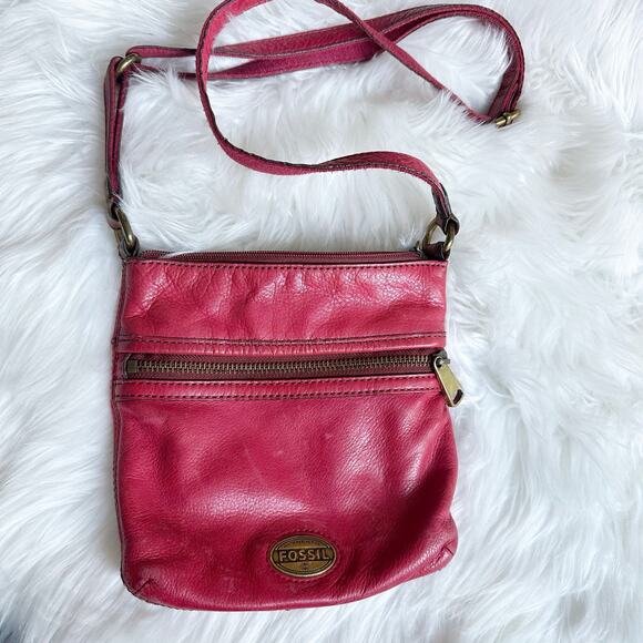 Fossil Handbags - Vintage Fossil Red Leather Mini‎ Crossbody Bag Purse Classic Capsule Messenger